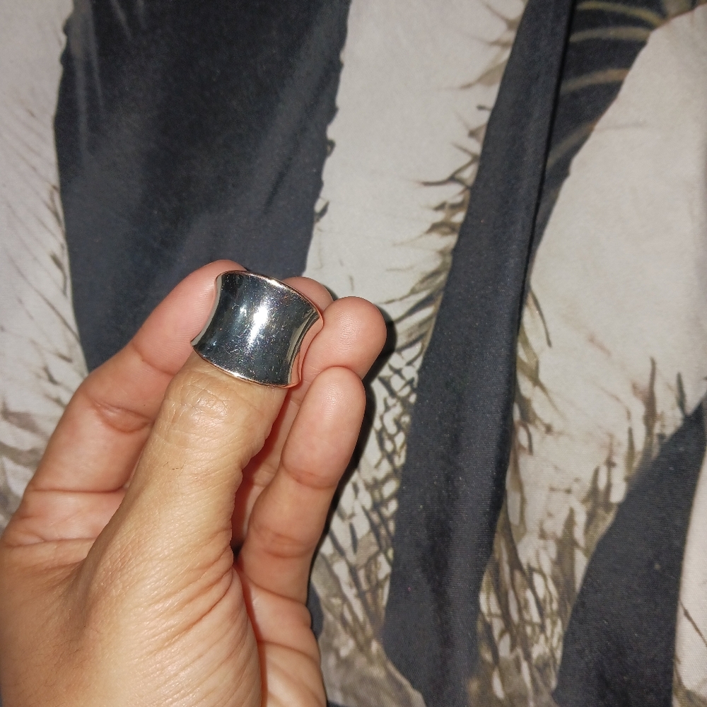 Women Silver Fashion Ring - Picture 6 of 10